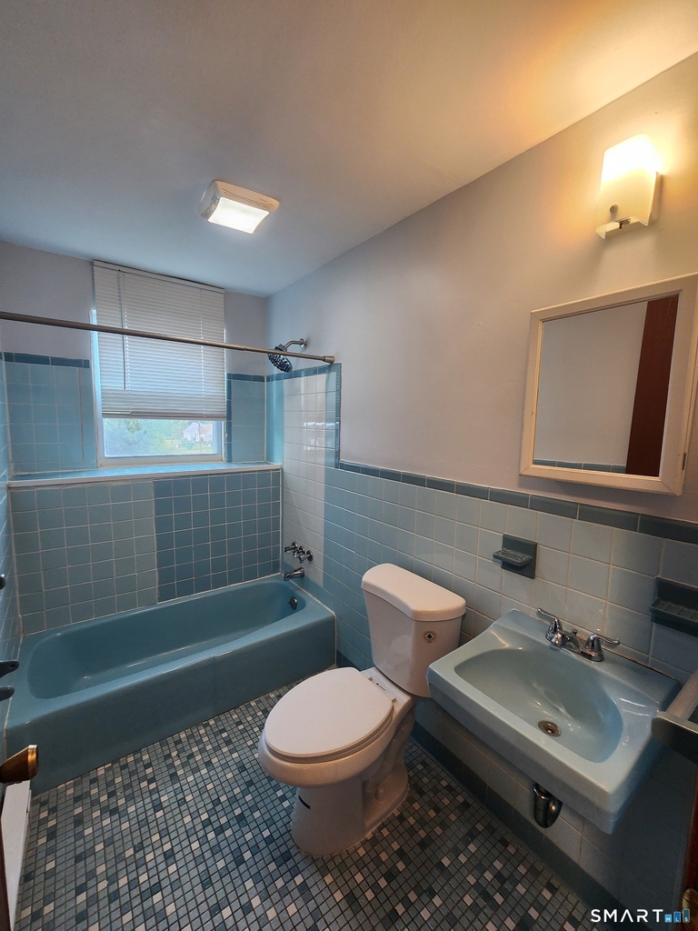 11 Sunrise Terrace - Photo 3