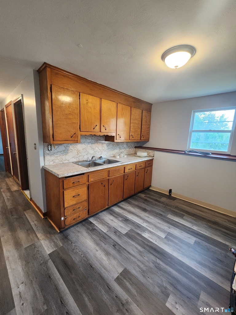 11 Sunrise Terrace - Photo 2
