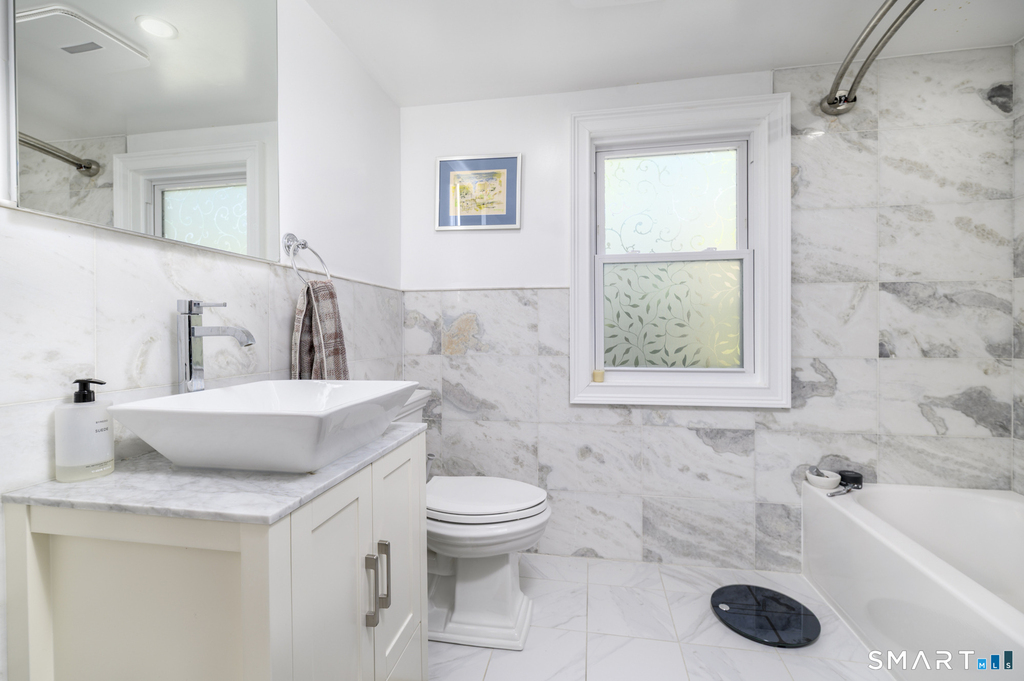 414 Riversville Road - Photo 12