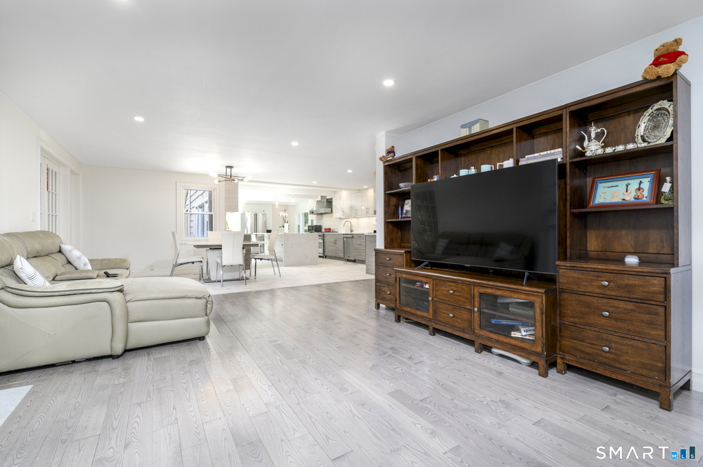 414 Riversville Road - Photo 8