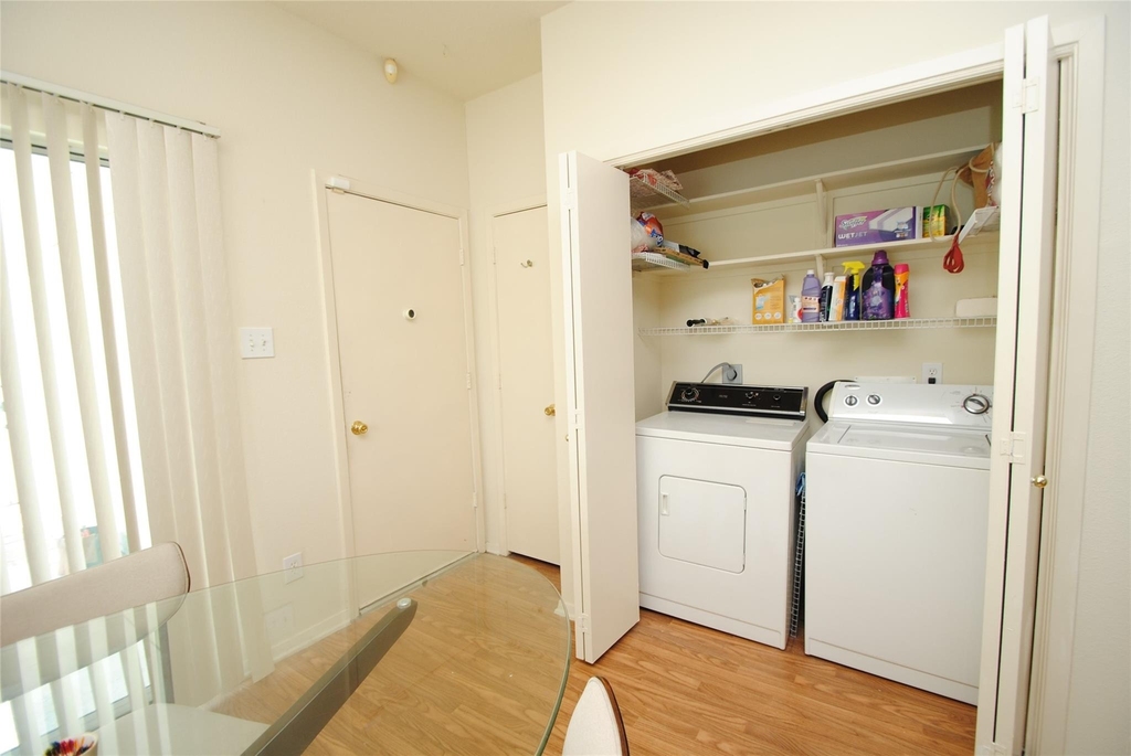 6363 Provident Green Drive - Photo 18