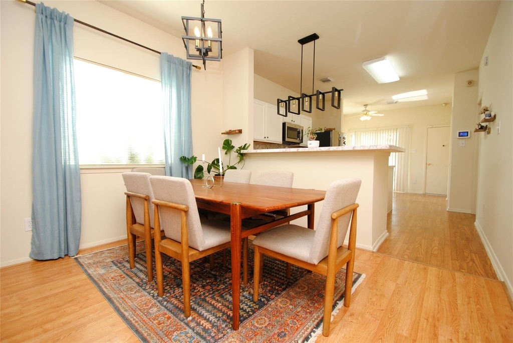 6363 Provident Green Drive - Photo 6
