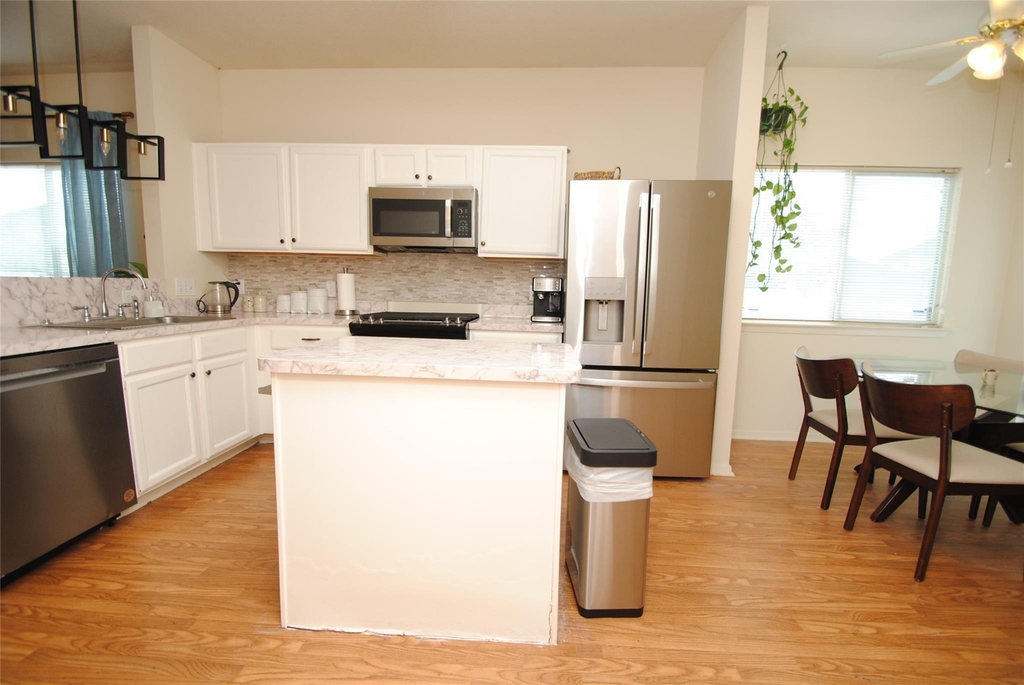 6363 Provident Green Drive - Photo 17