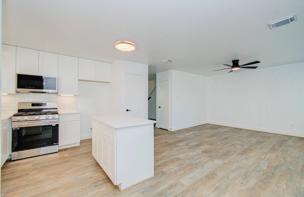 6117 Settlers Square Lane - Photo 23