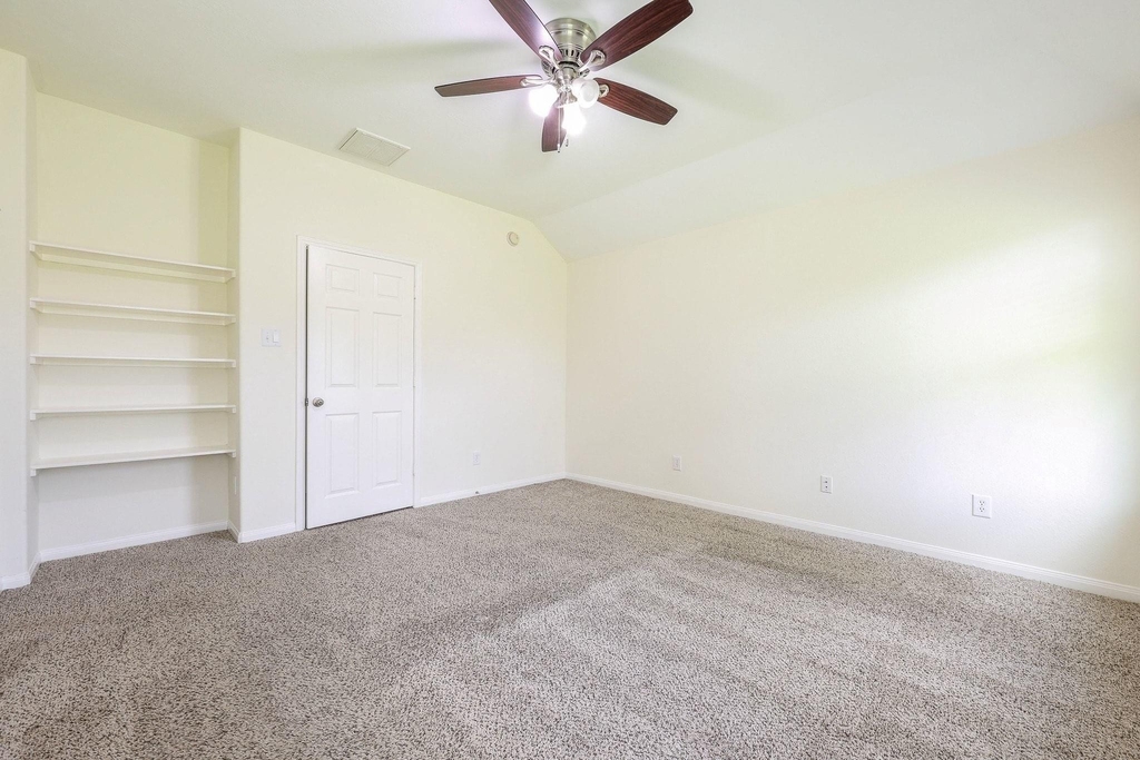 11123 Overland Trail Drive - Photo 9