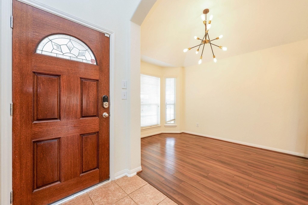 11123 Overland Trail Drive - Photo 2