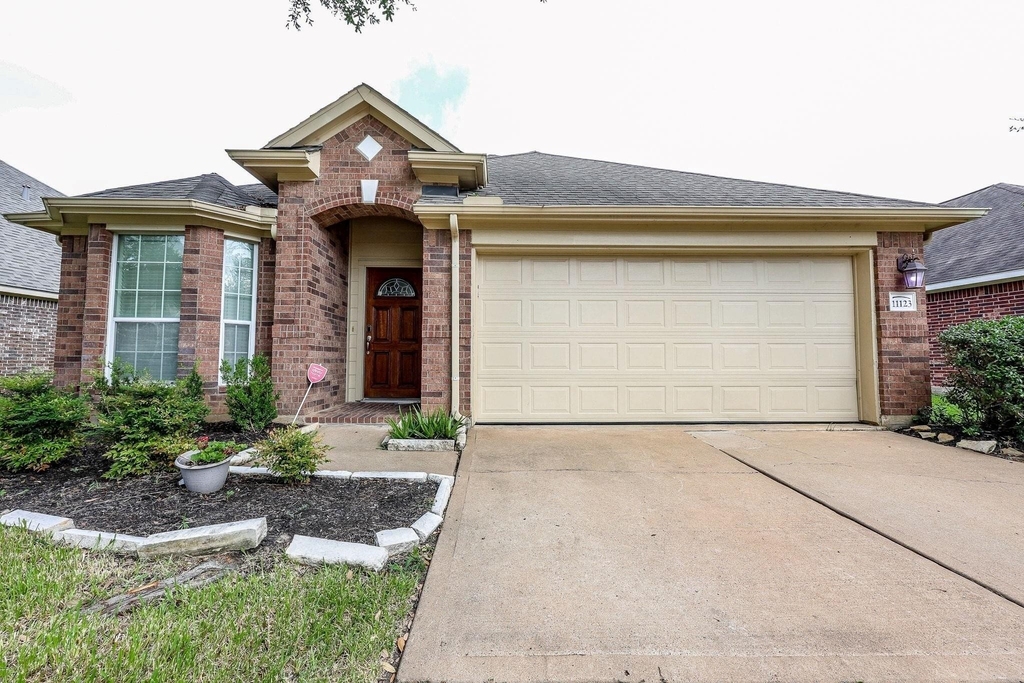 11123 Overland Trail Drive - Photo 0
