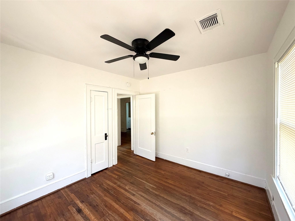 1125 Usener Street - Photo 8
