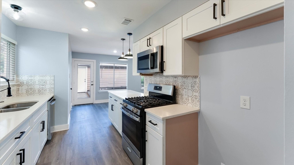 3819 W Traditions Court - Photo 4