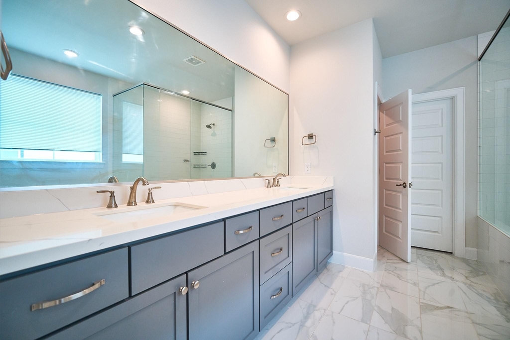 2802 Grand Fountains Drive - Photo 30