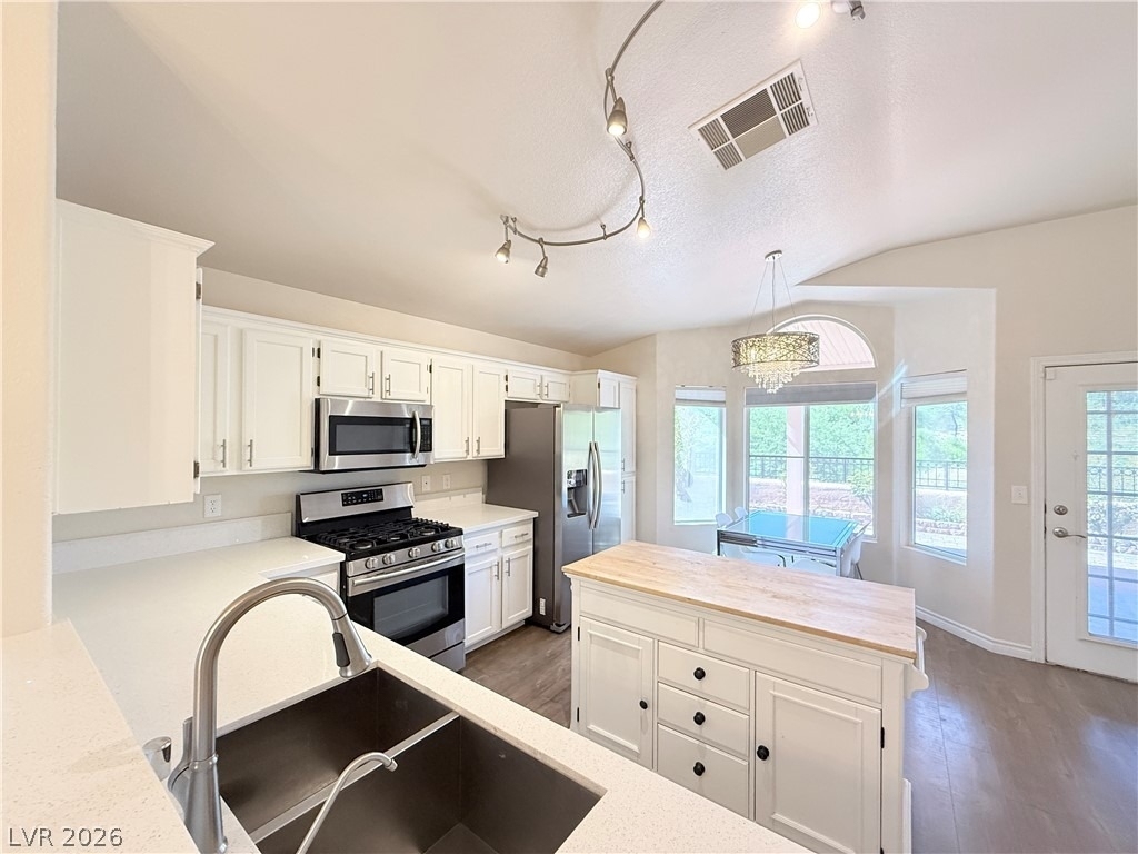 8121 Sedona Sunset Drive - Photo 5