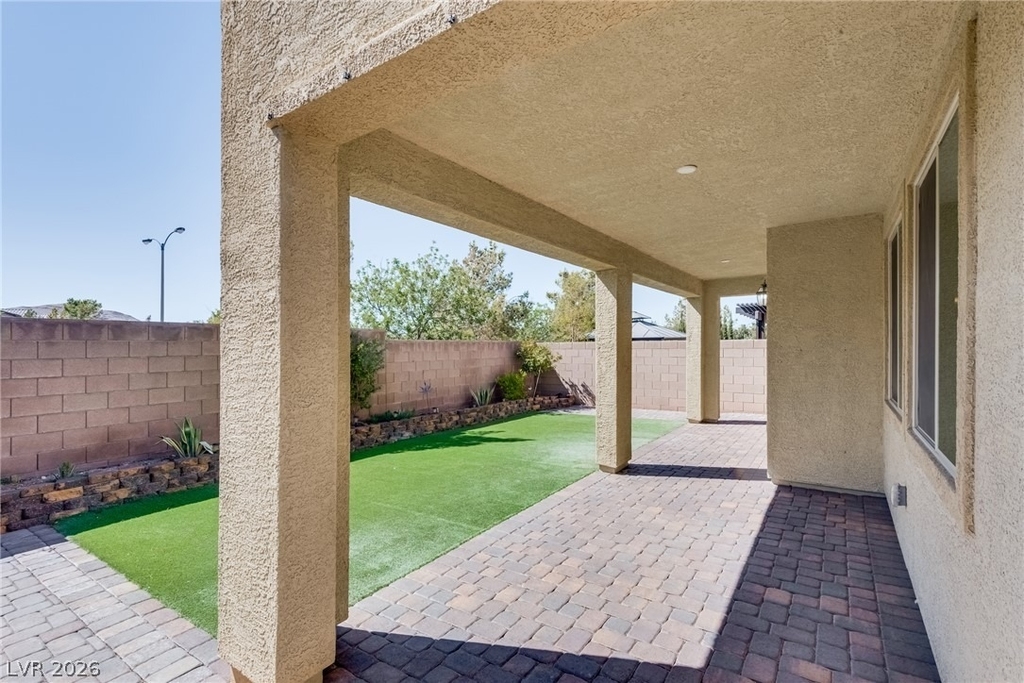 12321 Silvana Street - Photo 53