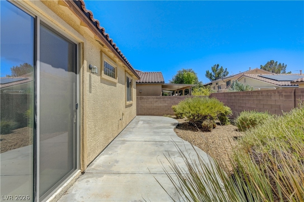 4345 Haven Point Avenue - Photo 49