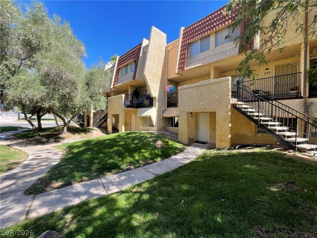 1303 Darlene Way - Photo 0