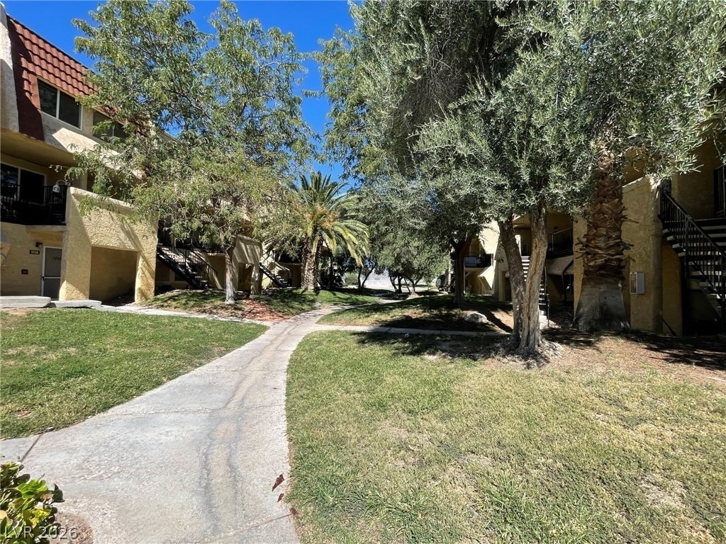 1303 Darlene Way - Photo 9