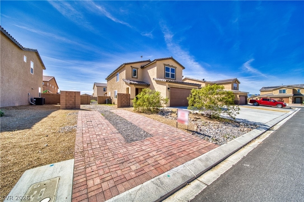 3821 E Weld Avenue - Photo 0
