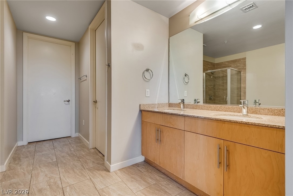 353 E Bonneville Avenue - Photo 11