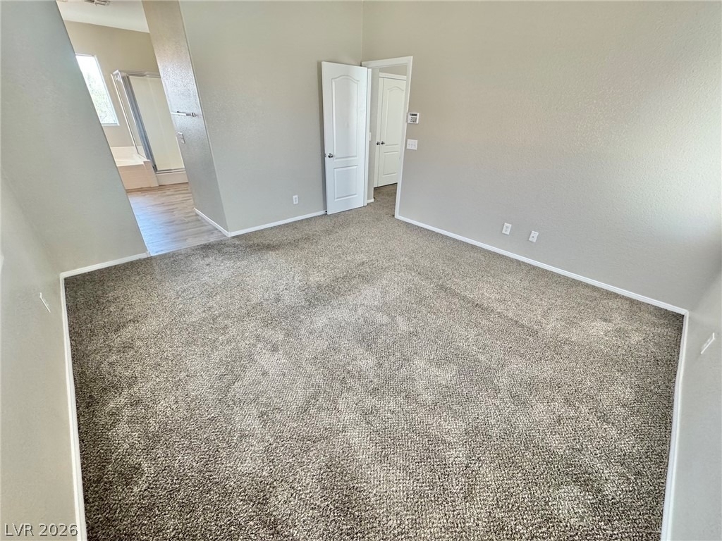 6012 Traviata Avenue - Photo 8