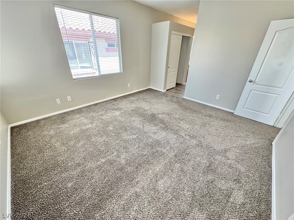 6012 Traviata Avenue - Photo 6