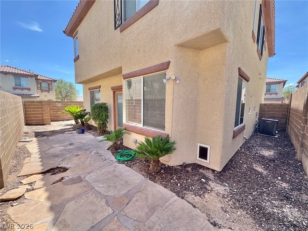 6012 Traviata Avenue - Photo 27