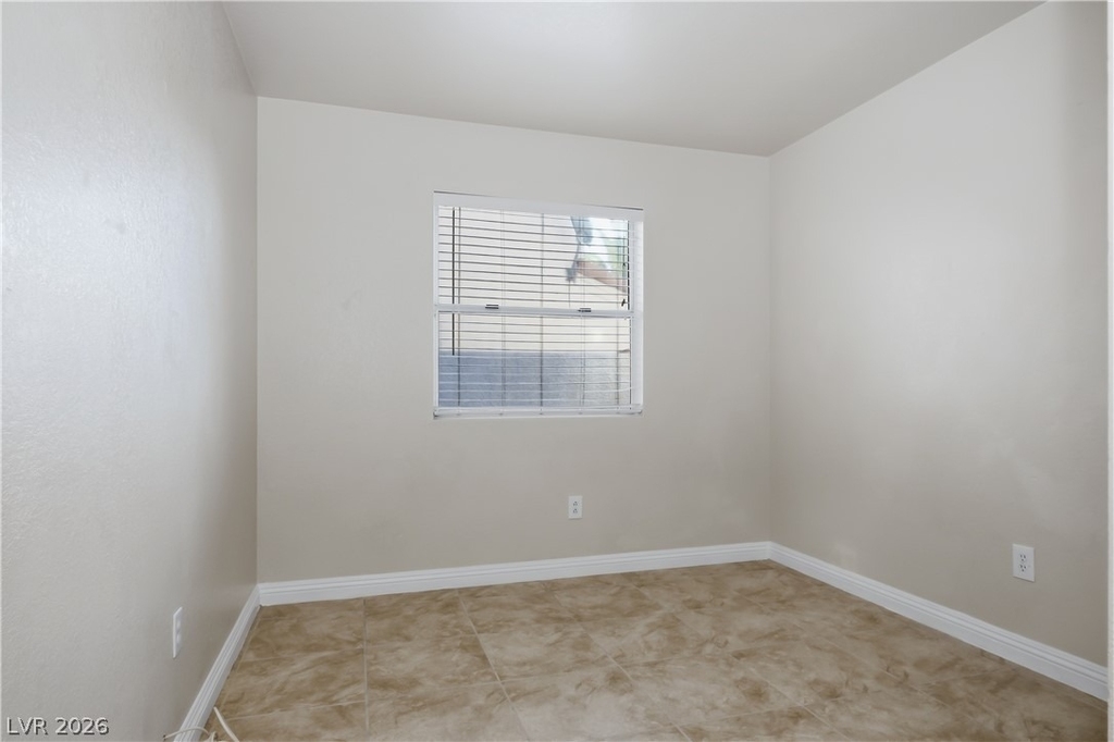 8216 Grassy Point Circle - Photo 33