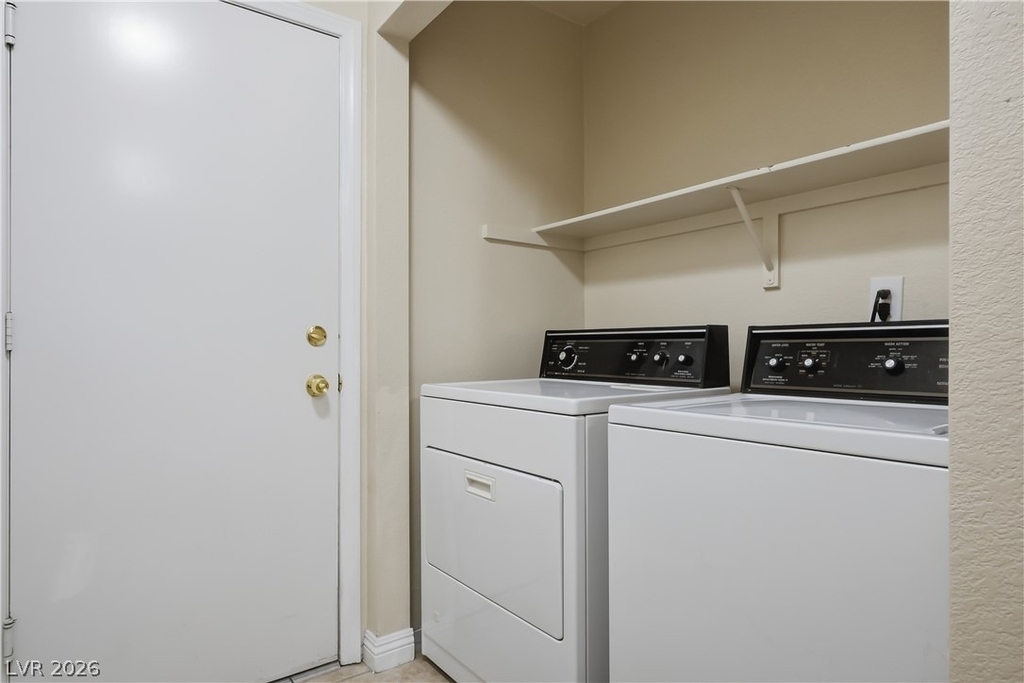 8216 Grassy Point Circle - Photo 34