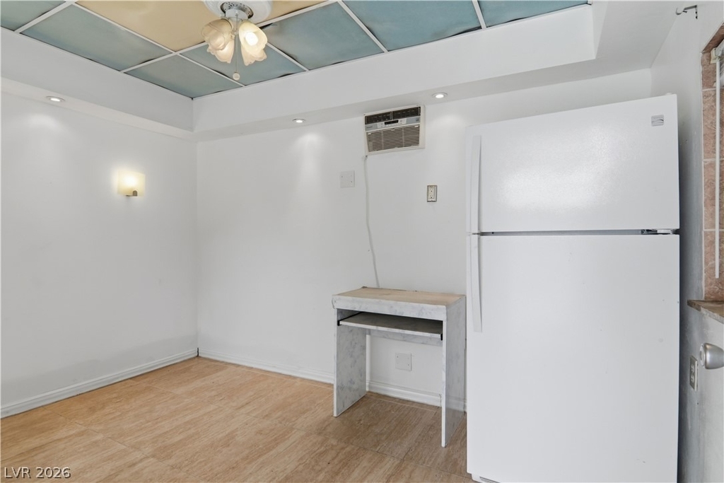 4727 Beaconsfield Street - Photo 47