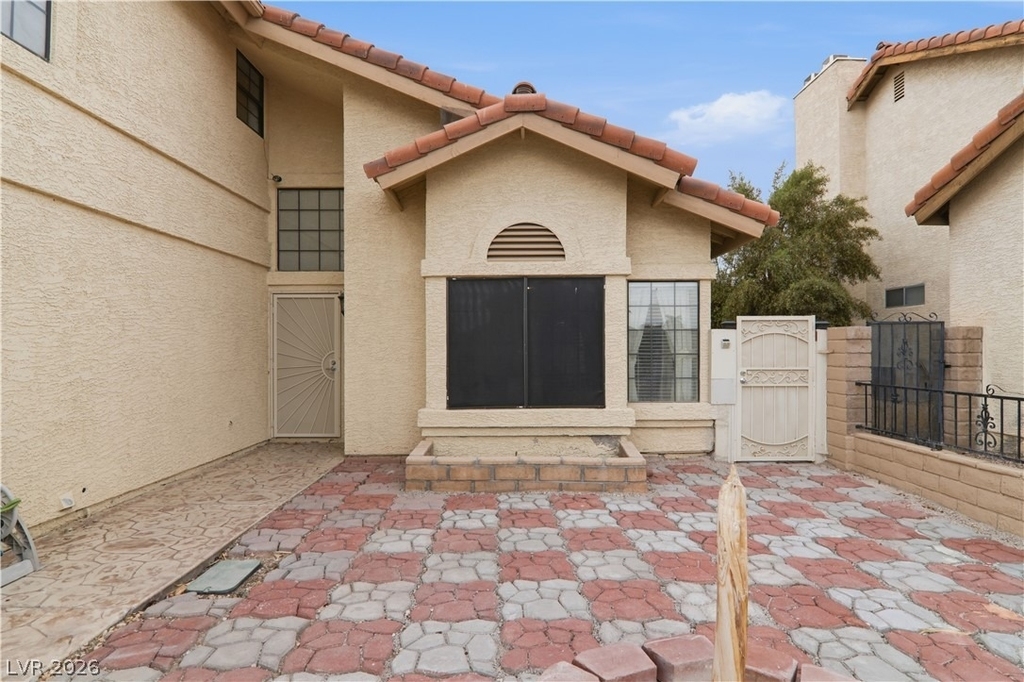 4727 Beaconsfield Street - Photo 4