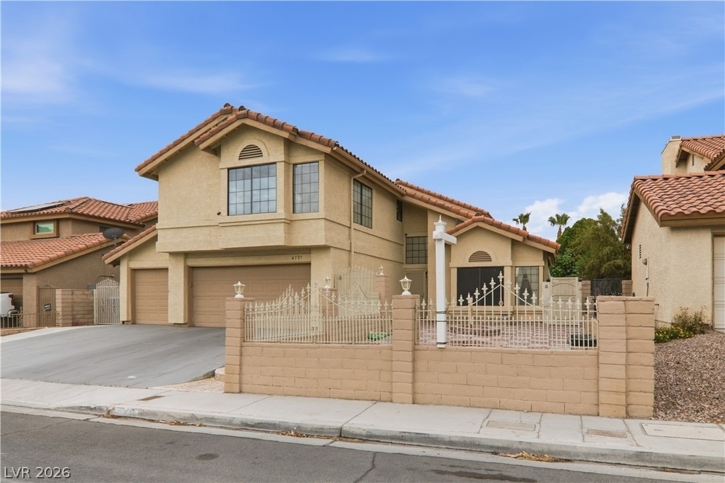 4727 Beaconsfield Street - Photo 2
