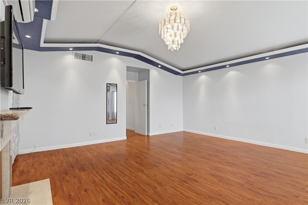 4727 Beaconsfield Street - Photo 43
