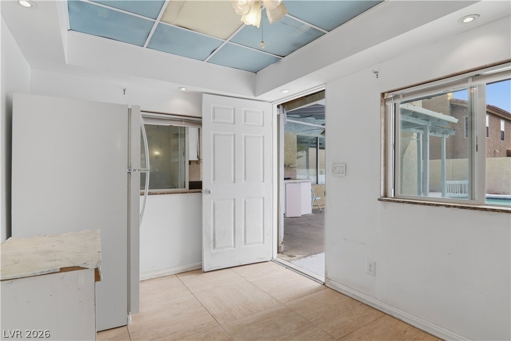 4727 Beaconsfield Street - Photo 46
