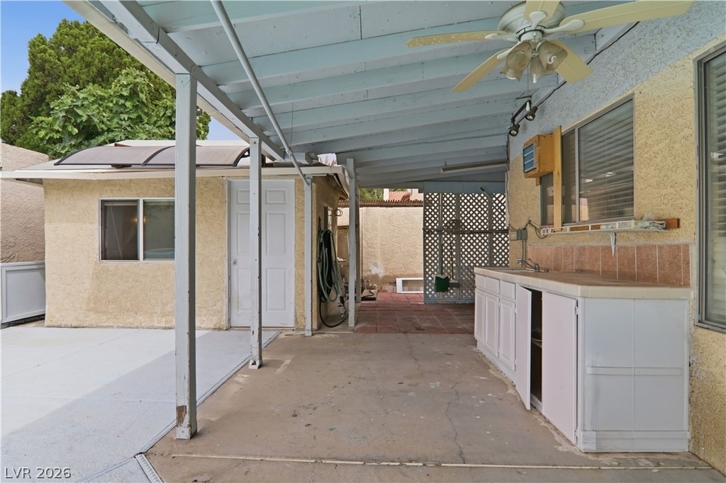 4727 Beaconsfield Street - Photo 50
