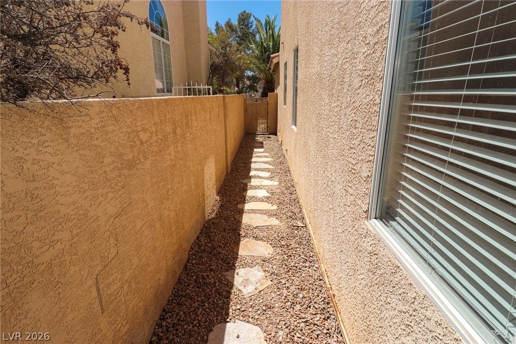 9450 Spellman Court - Photo 14
