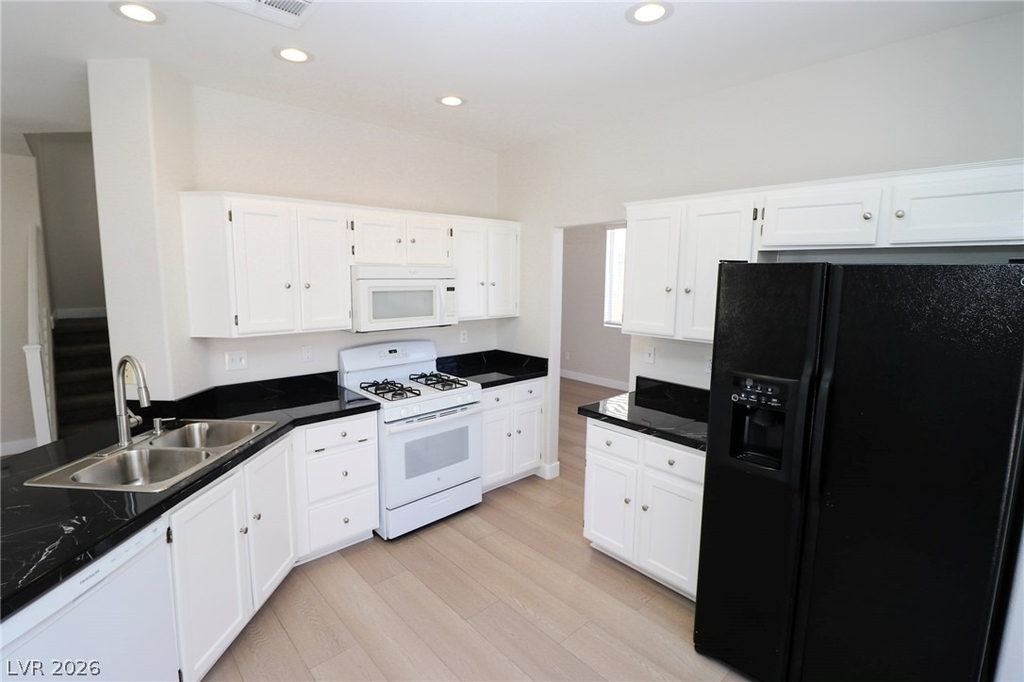 9450 Spellman Court - Photo 8