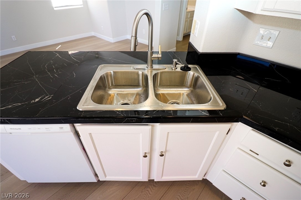 9450 Spellman Court - Photo 10
