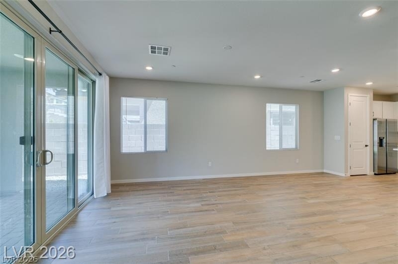 109 Medianoche Street - Photo 14