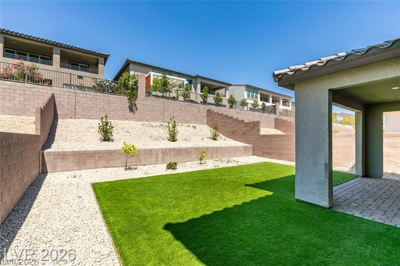 109 Medianoche Street - Photo 43