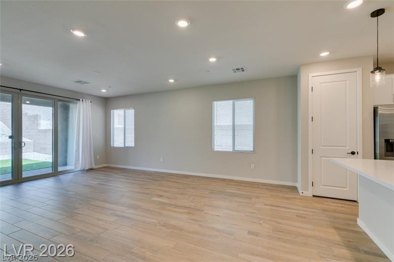 109 Medianoche Street - Photo 7