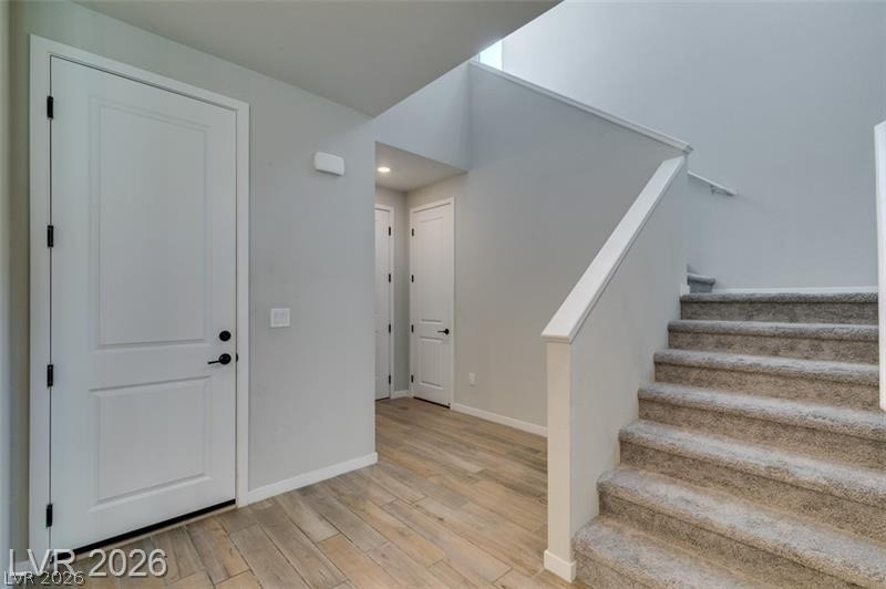 109 Medianoche Street - Photo 4