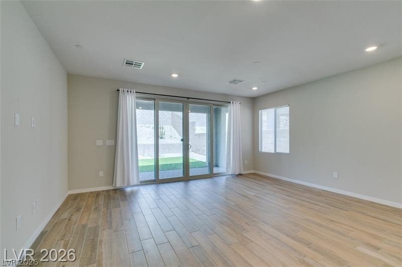 109 Medianoche Street - Photo 11