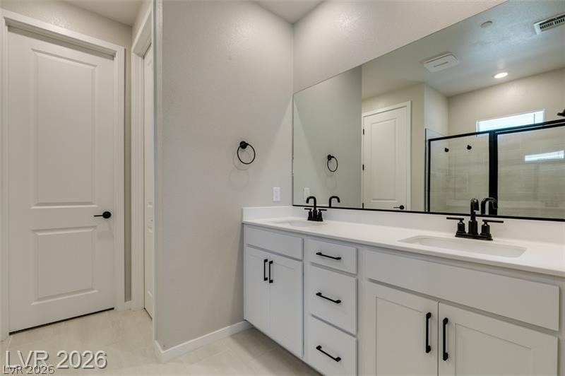 109 Medianoche Street - Photo 40