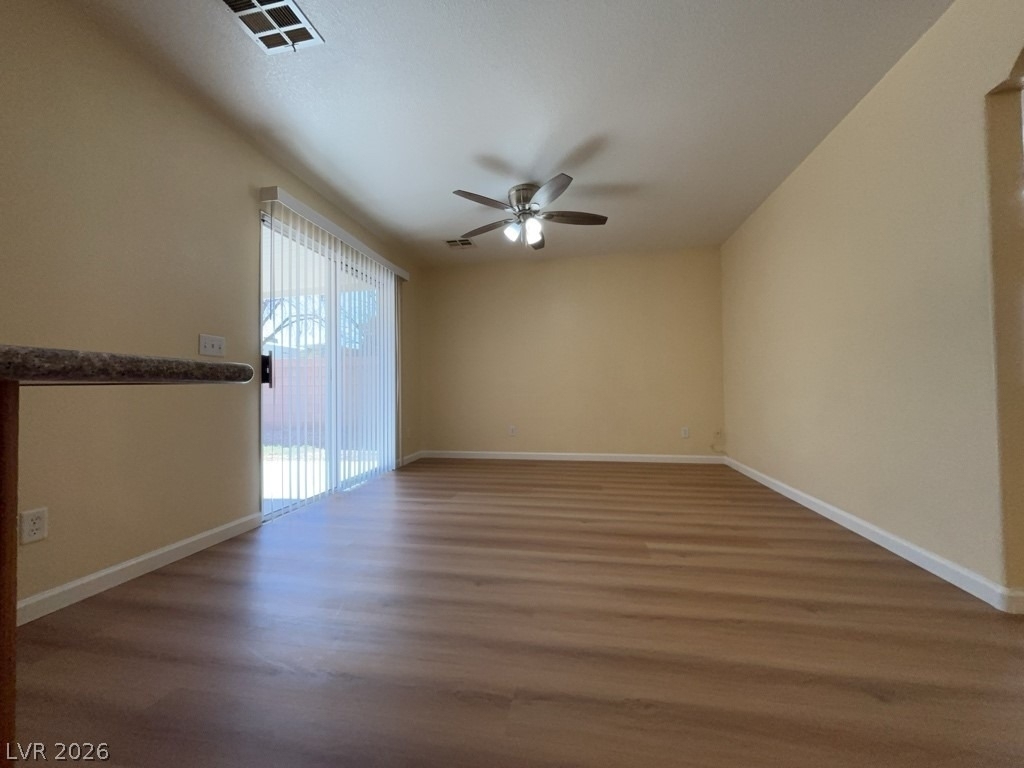 6045 Stone Hollow Avenue - Photo 8