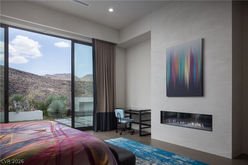 692 Scenic Cliff Drive - Photo 10