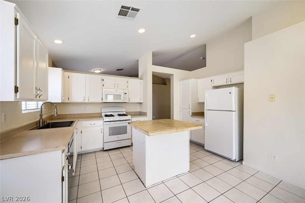 5900 Round Castle Street - Photo 7