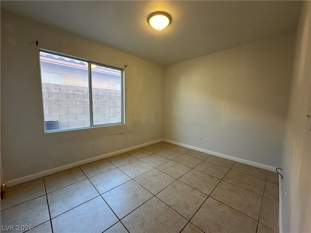 8275 Cedar Leaf Drive - Photo 10