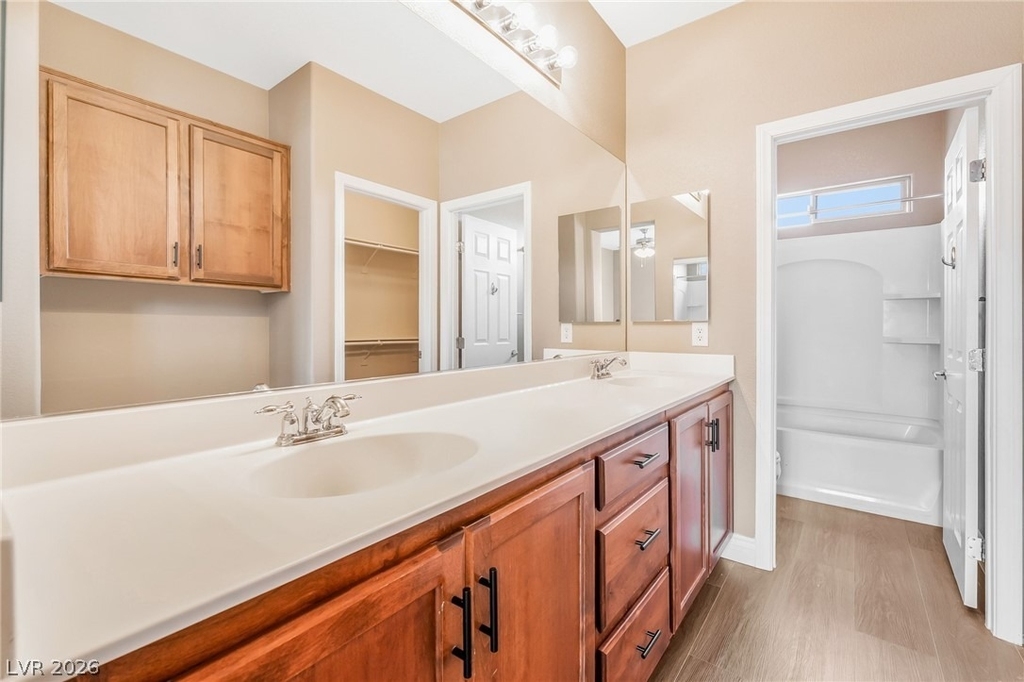 7616 Perla Del Mar Avenue - Photo 12