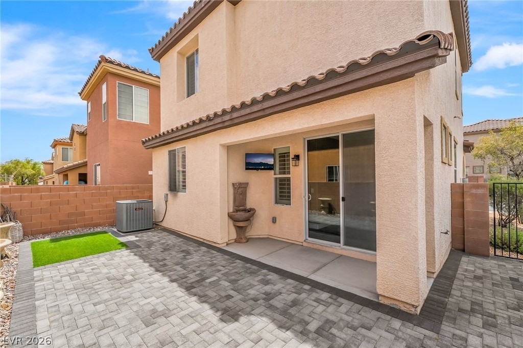 7616 Perla Del Mar Avenue - Photo 18