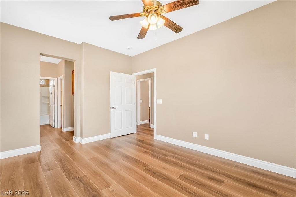 7616 Perla Del Mar Avenue - Photo 10