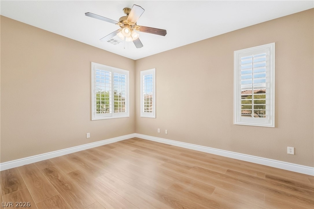 7616 Perla Del Mar Avenue - Photo 9
