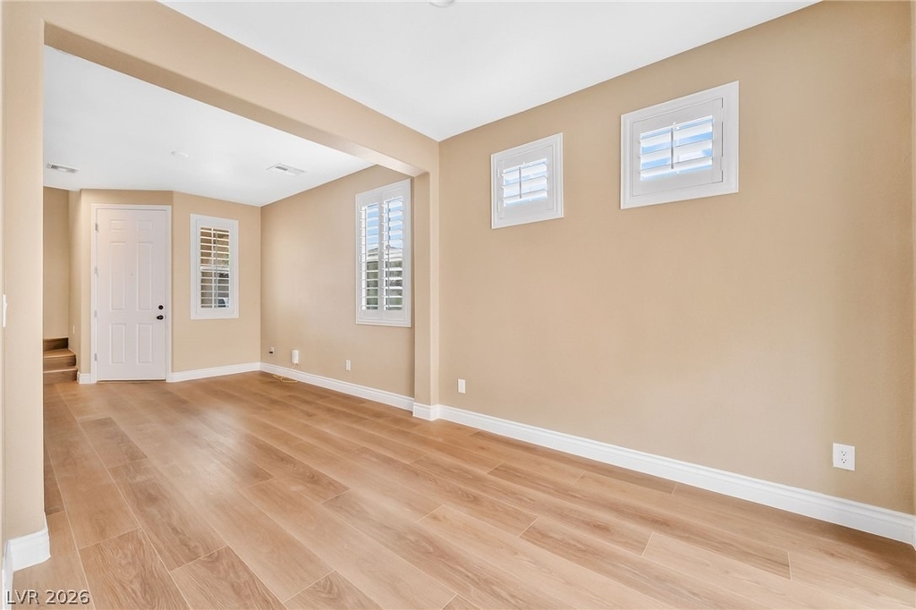7616 Perla Del Mar Avenue - Photo 5